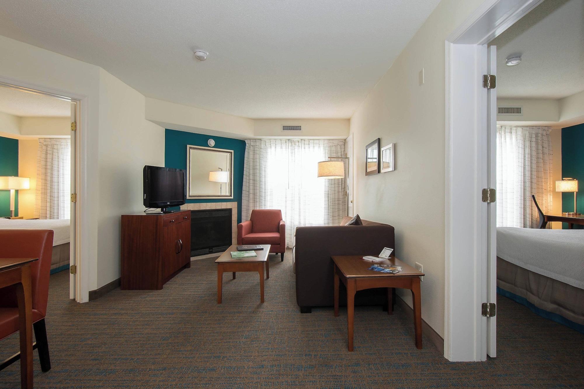 Residence Inn by Marriott Charlotte Piper Glen - photo 9