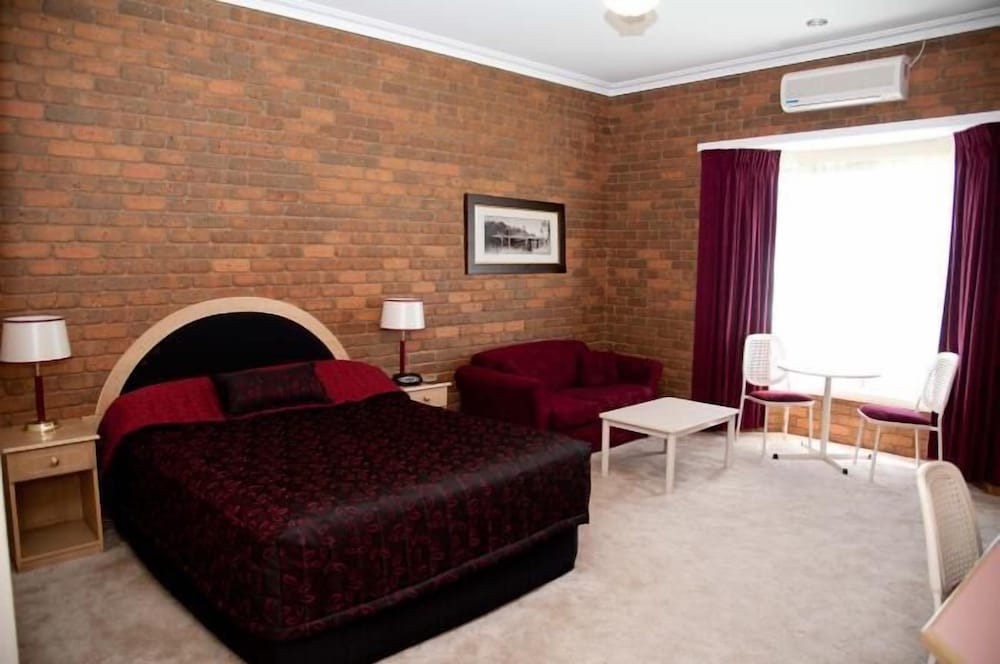 The Charles Sturt Motor Inn — Cobram — photo 4