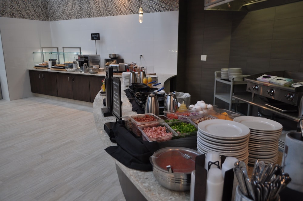 Embassy Suites by Hilton Colorado Springs - photo 59