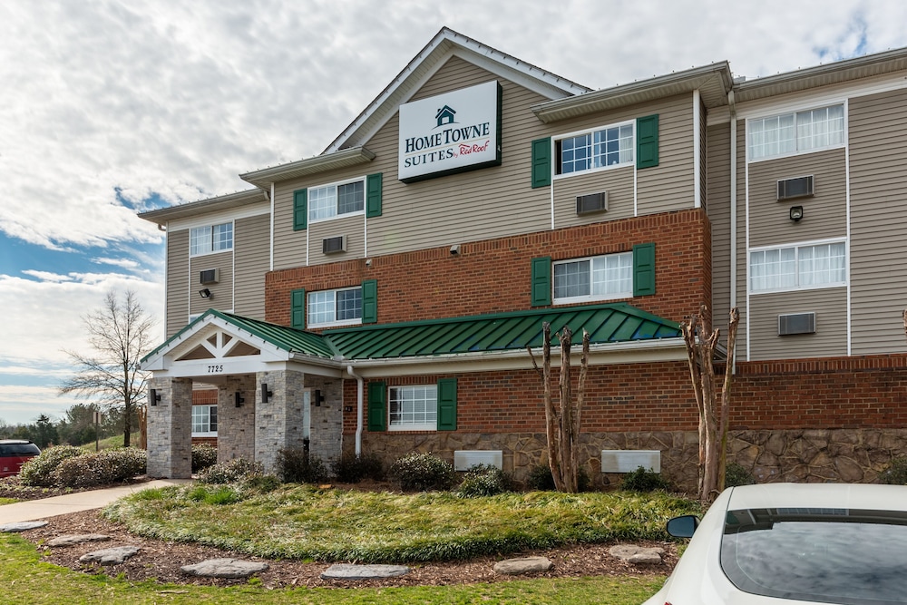 HomeTowne Studios & Suites by Red Roof Charlotte Concord — hotel in Concord