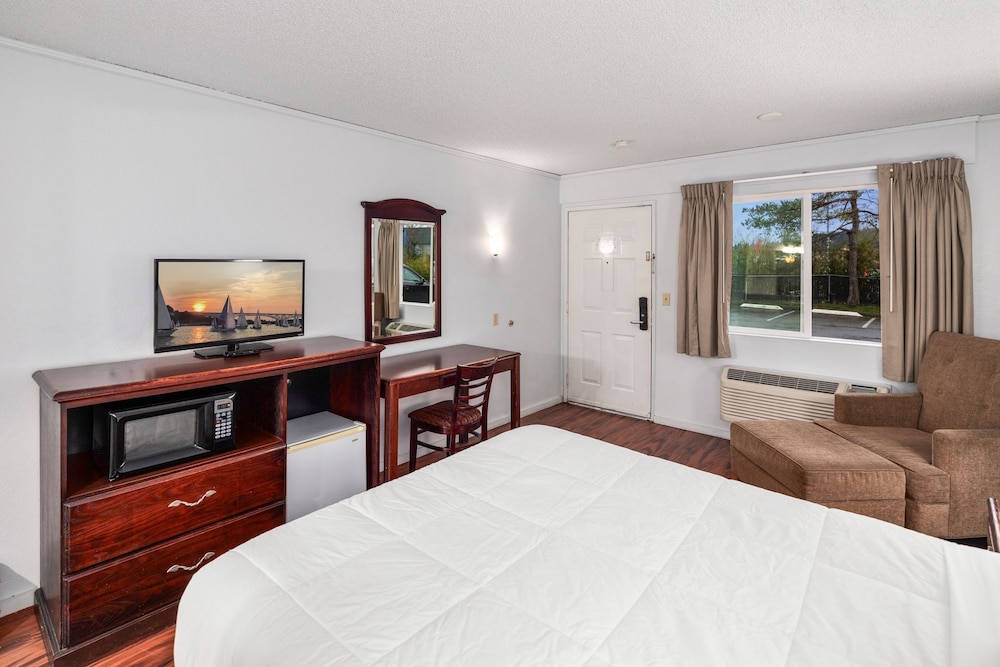 Inn at Lake Washington By OYO I 405 - photo 18