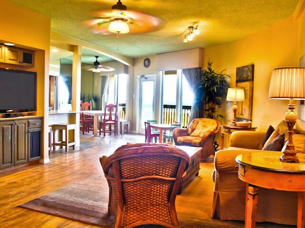 Port Royal Ocean Resort & Conference Center - photo 8