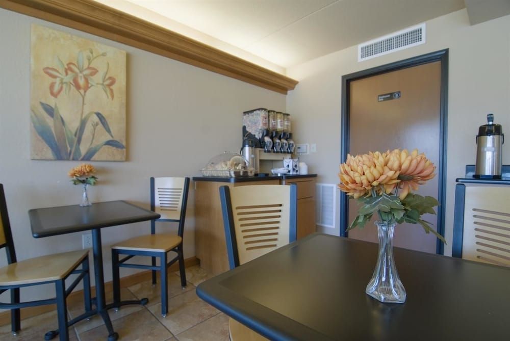 Americas Best Value Inn and Suites Conway - photo 22