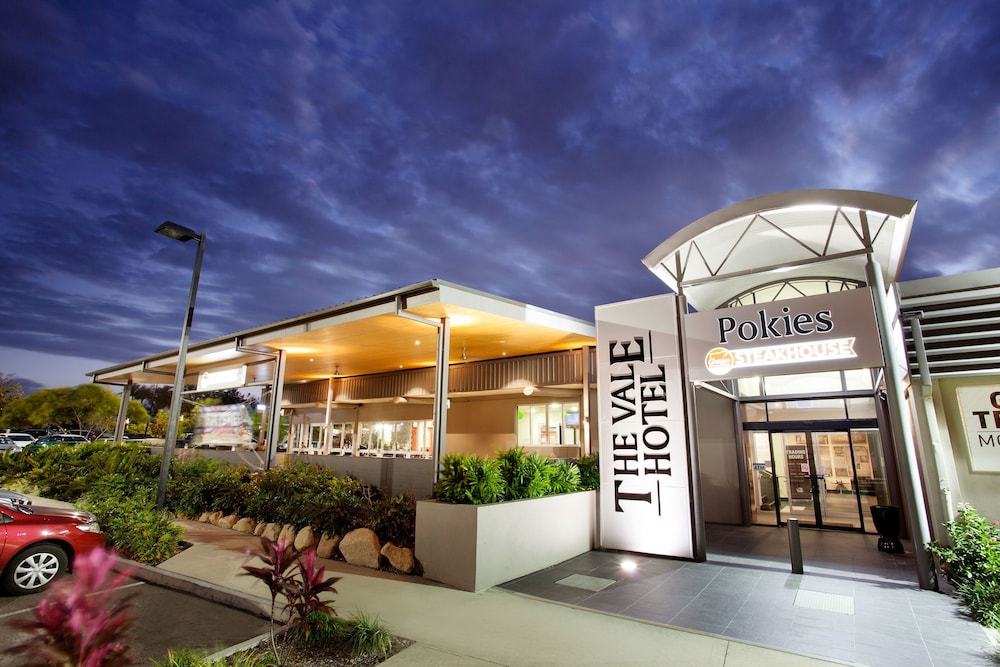 Vale Hotel - carbon neutral hotel in Aitkenvale