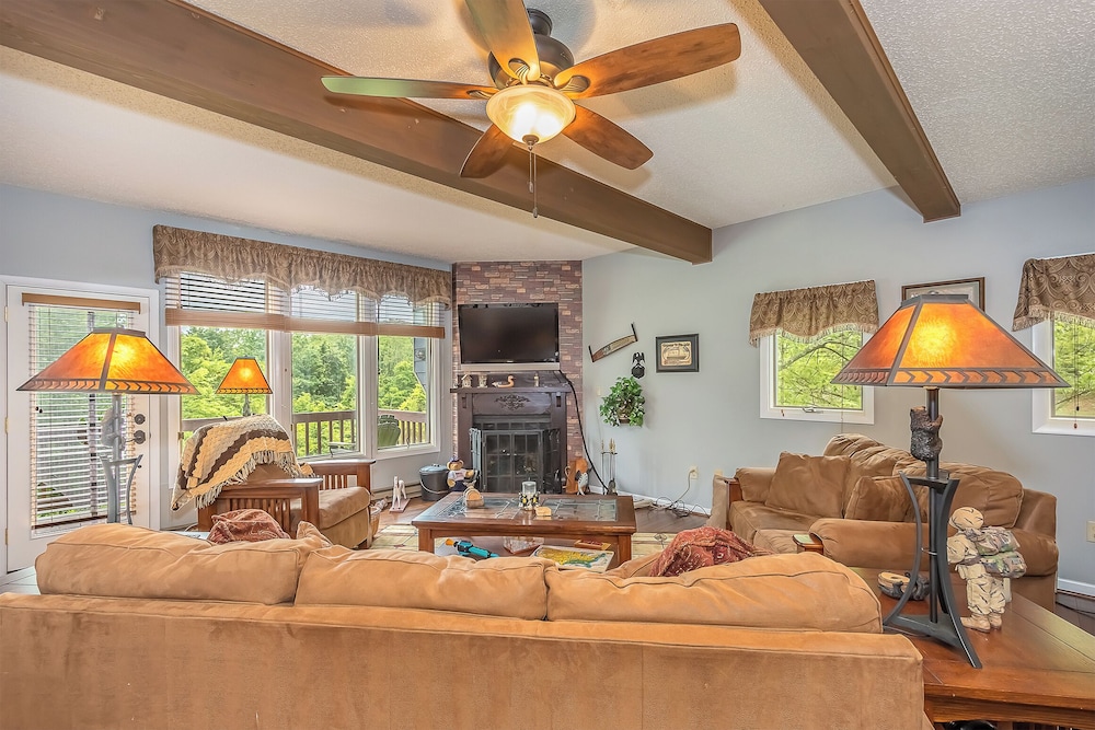 Beary Relaxing — Mchenry — photo 4