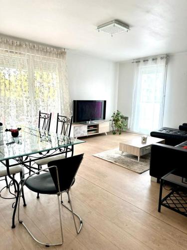 Big Logement Stade De France A Pied Paris Metro Parking Gratuit — Saint Denis