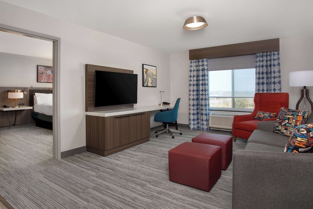 Hilton Garden Inn Omaha West - photo 27