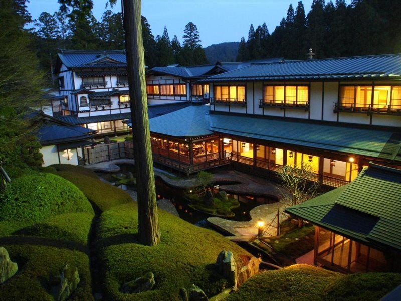 Koyasan Onsen Fukuchiin — Koya