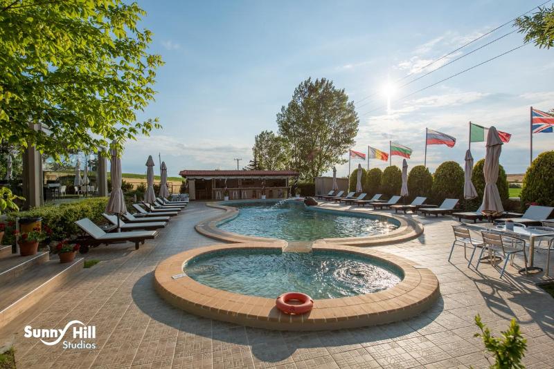 Sunny Hill Hotel pet-friendly hotel Kassandreia