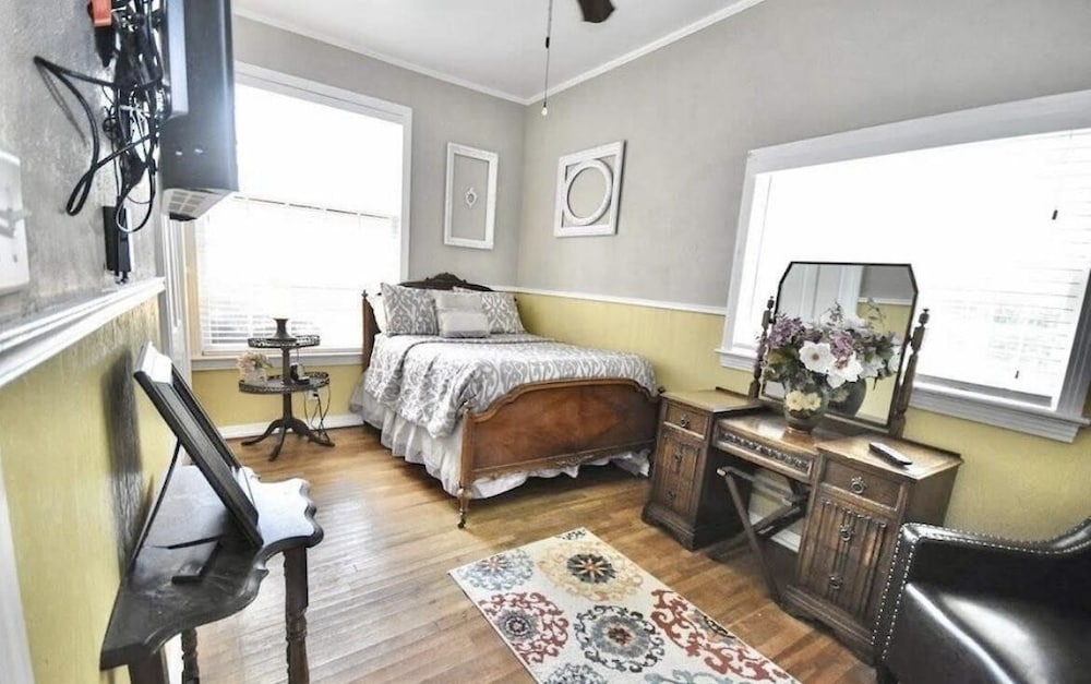 Sassafras Inn - photo 11