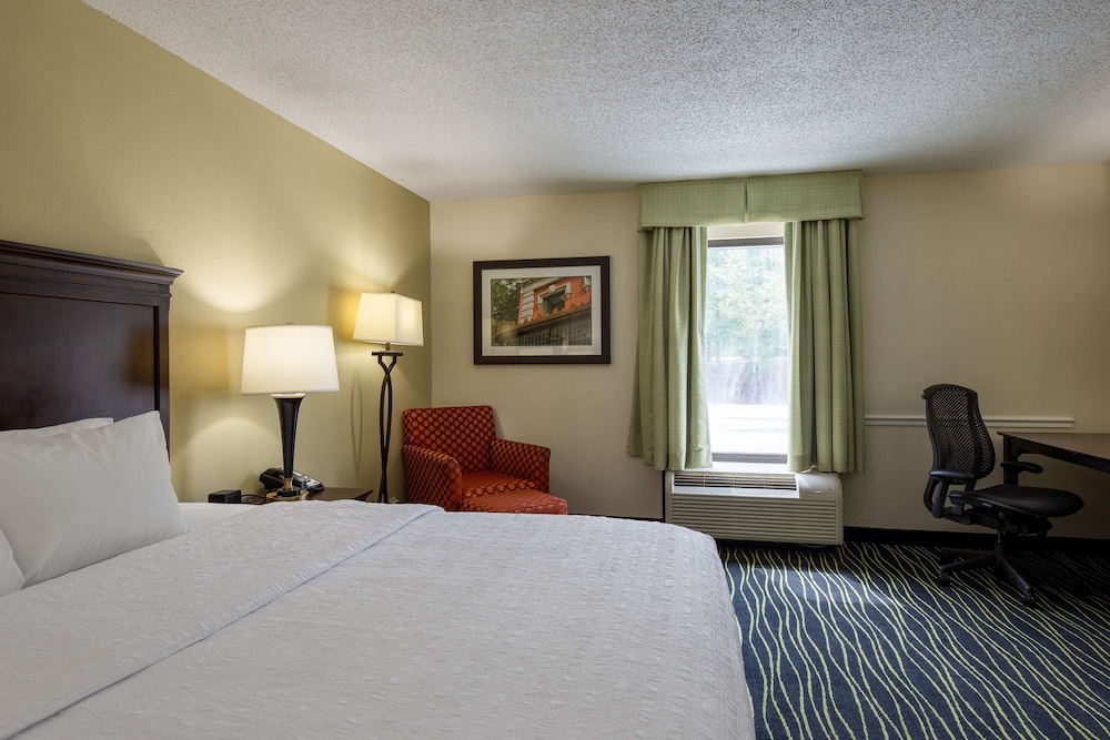 Hampton Inn Columbia I 26 Harbison Blvd. - photo 23