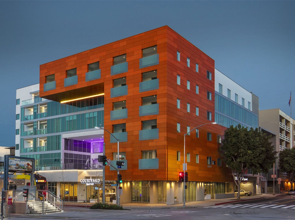 Courtyard by Marriott Santa Monica - photo 49