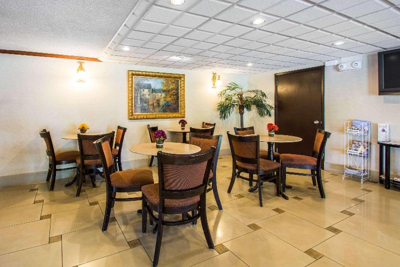 SureStay by Best Western Jacksonville Airport - photo 23