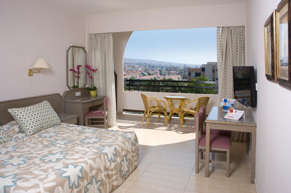 Atlantica Gardens Hotel