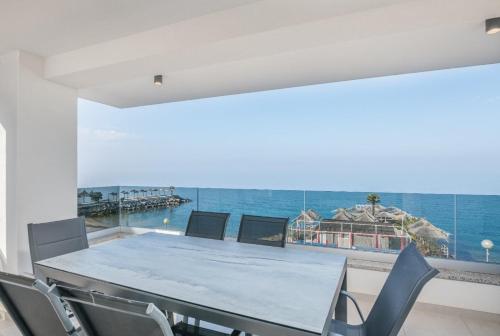 Villa Njivice Apartment Ema — 4-Star Luxury Hotel in Njivice, Croatia
