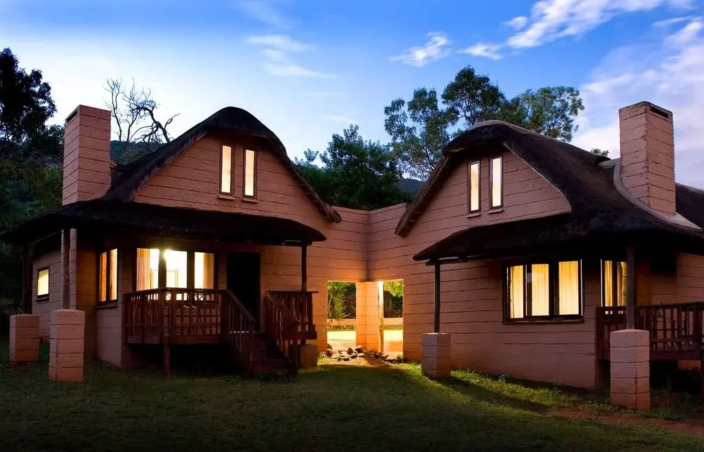 Wildside Safari Camp — 4-Star Luxury Hotel in Mokopane, South Africa