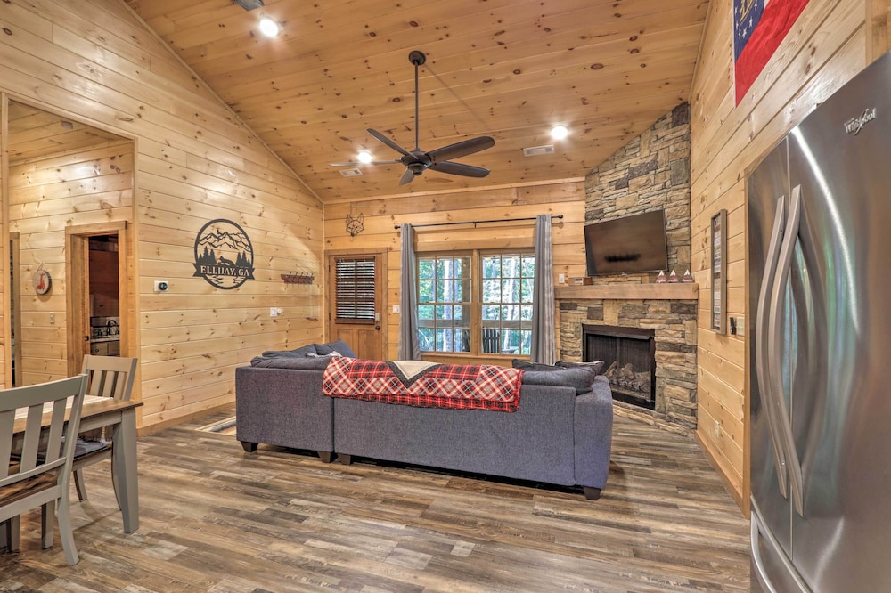 Coosawattee River Resort Cabin w Private Hot Tub - photo 13