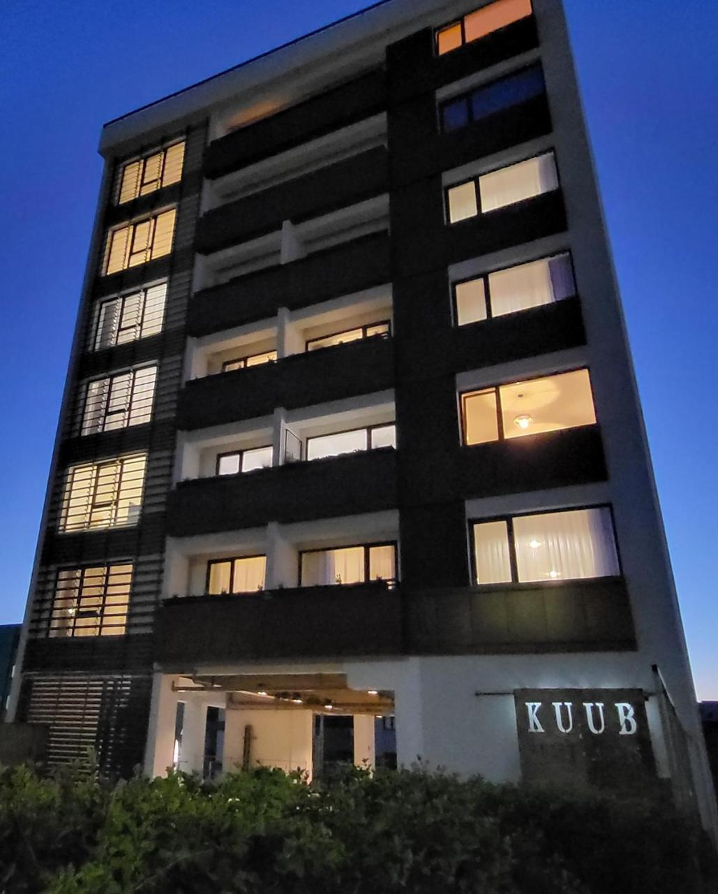 Kuub Apartments — 4-Star Luxury Hotel in Constanta, Romania