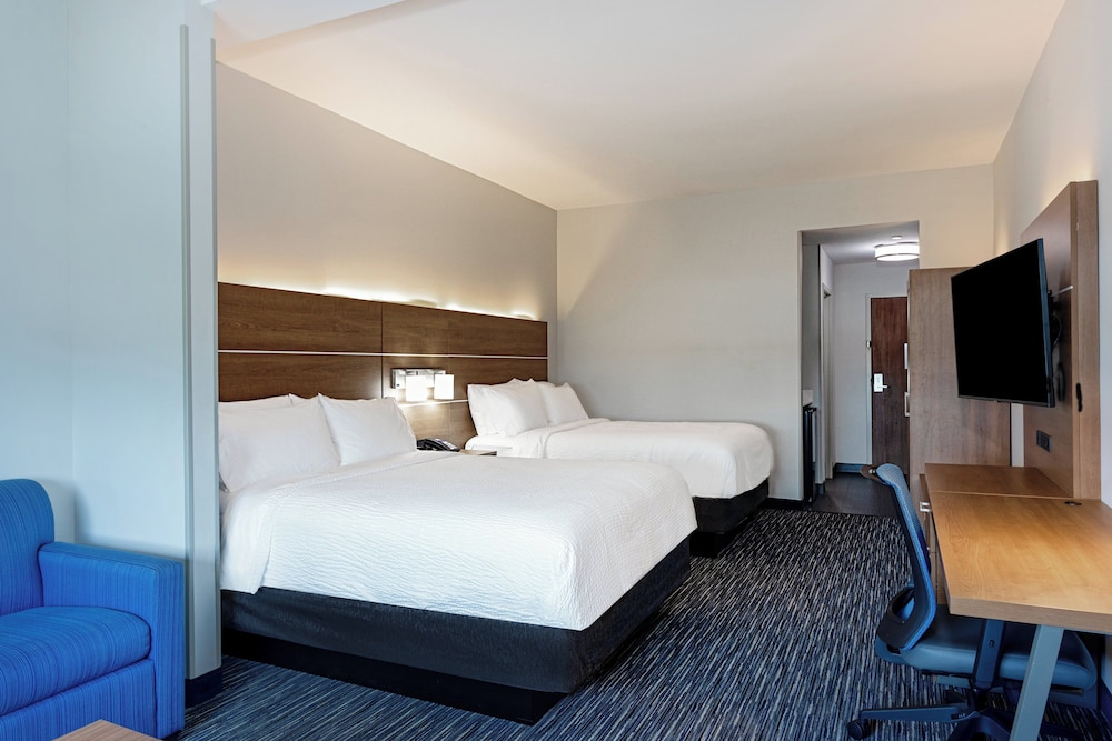 Holiday Inn Express & Suites Miramar - photo 8
