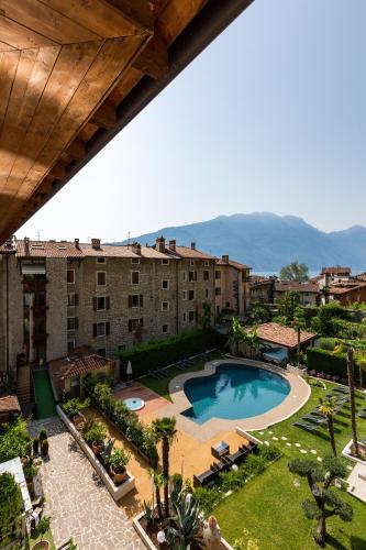 Casa Canarino — 4-Star Luxury Hotel in Riva Del Garda, Italy