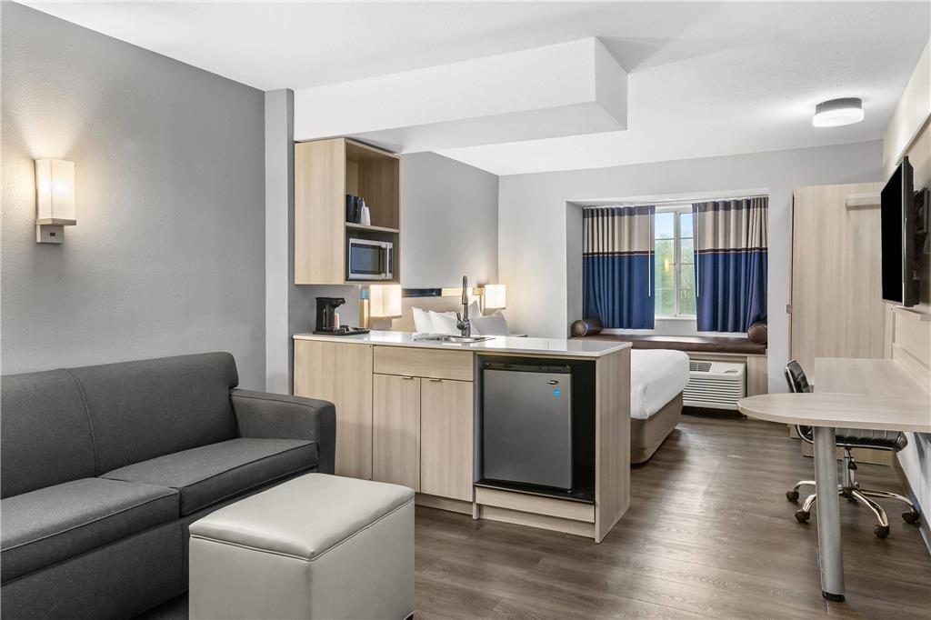 Quality Inn & Suites Nashville Bellevue - photo 25