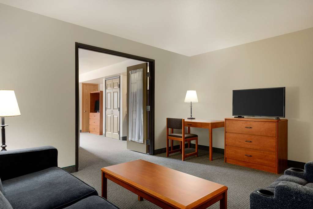 AmericInn by Wyndham Havre - photo 34