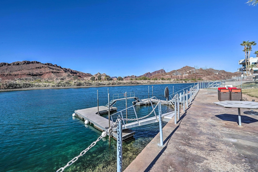 Spacious Parker House on the Colorado River — 4-Star Luxury Hotel in Parker, United States