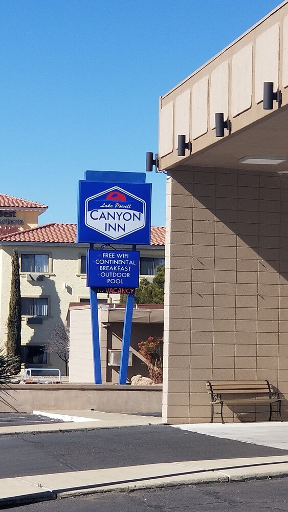Lake Powell Canyon Inn - photo 37