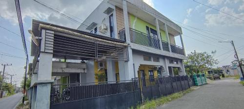 Hotel O Losmen Arkansas Syariah in Banjarmasin, Indonesia