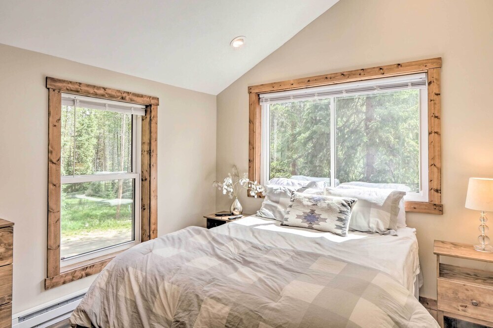 5 Mi To Ski Resort Mtn View Breck Home with Hot Tub - photo 5