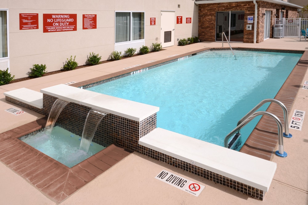 TownePlace Suites Houston Galleria Area - photo 27