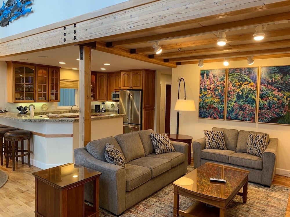 Land's End Resort - photo 141