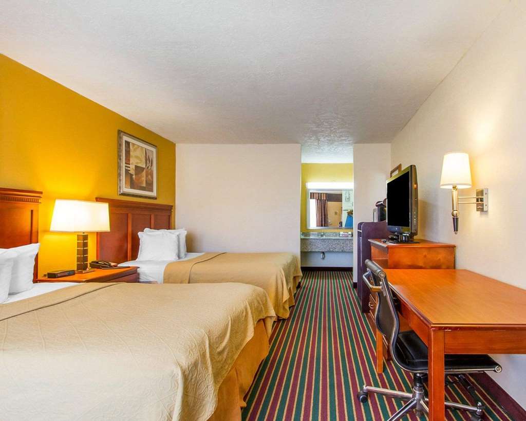 Quality Inn Dyersburg I 155 - photo 9