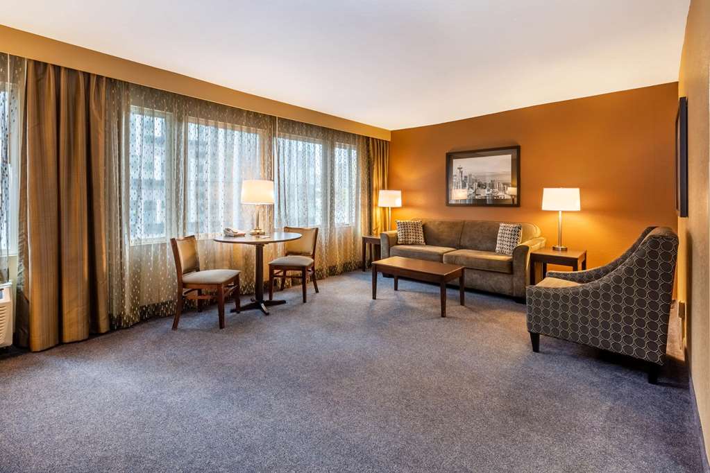 La Quinta Inn & Suites by Wyndham Seattle Downtown - photo 22