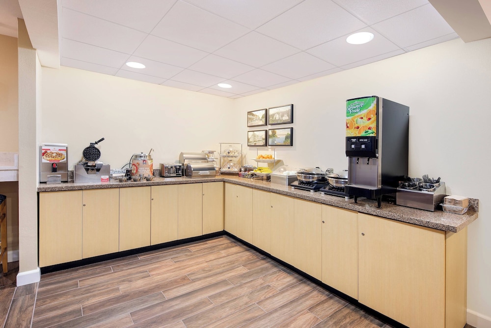 TownePlace Suites by Marriott Bentonville Rogers - photo 25