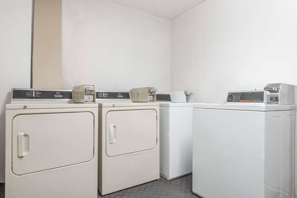 Days Inn by Wyndham Amarillo Medical Center - photo 16