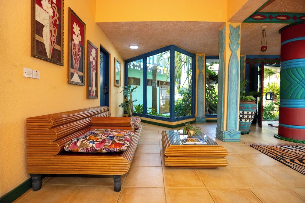 Beach comber hotel and aprtments in Dar Es Salaam, Tanzania