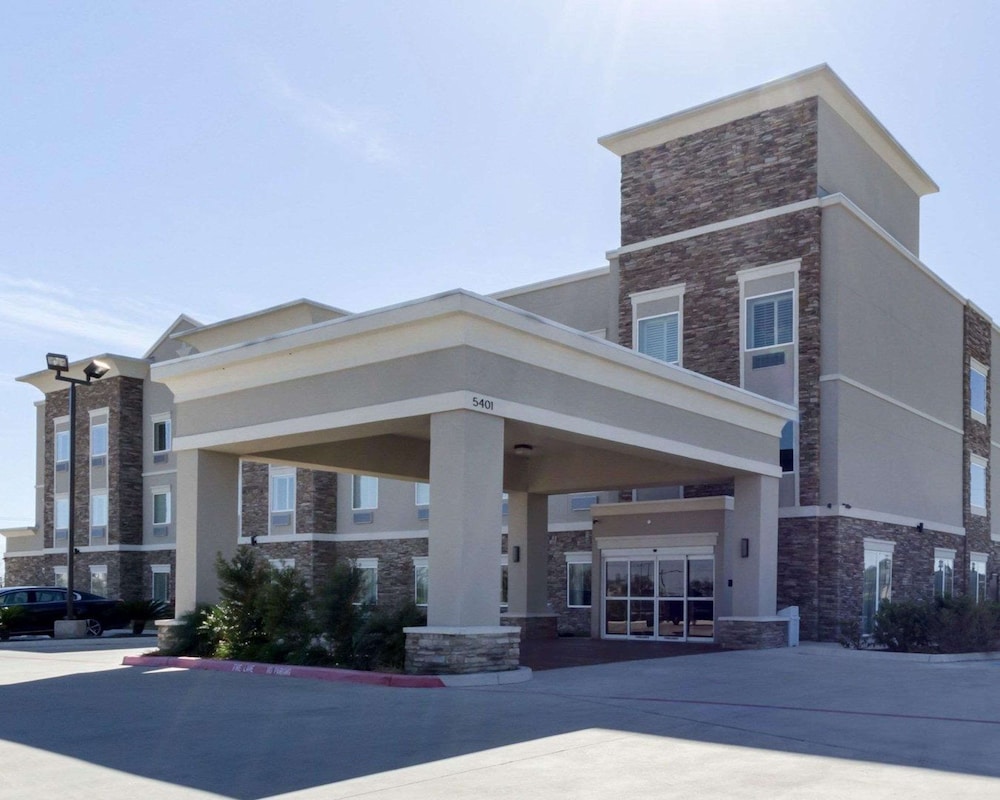 Garner Hotel Victoria East by IHG - photo 48
