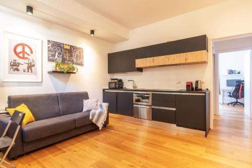 Isola District Milan Apartment — 4-Star Luxury Hotel in Milan, Italy
