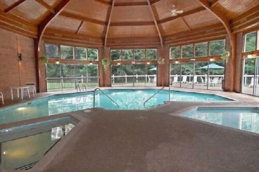 Quality Inn Radford West Blacksburg I 81 - photo 27