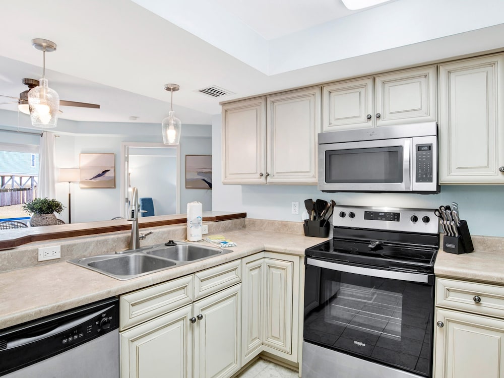 Regency Towers by Southern Vacation Rentals - photo 129