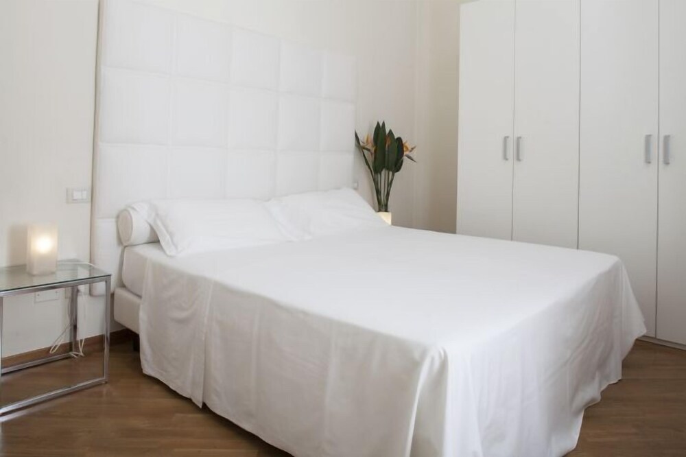 Hotel Residence La Reunion — 4-Star Luxury Hotel in Ravenna, Italy