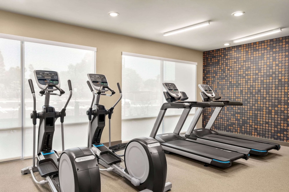 La Quinta Inn & Suites by Wyndham San Bernardino - photo 24