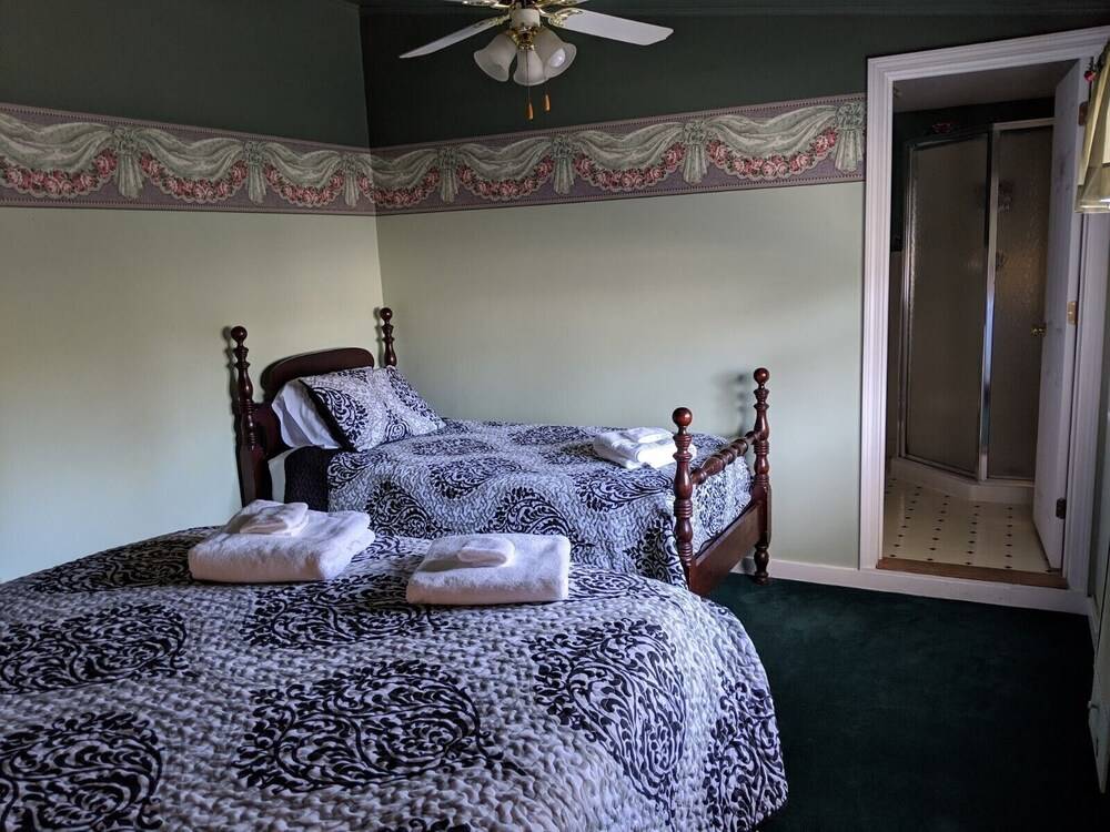 Brook Road Inn - photo 17