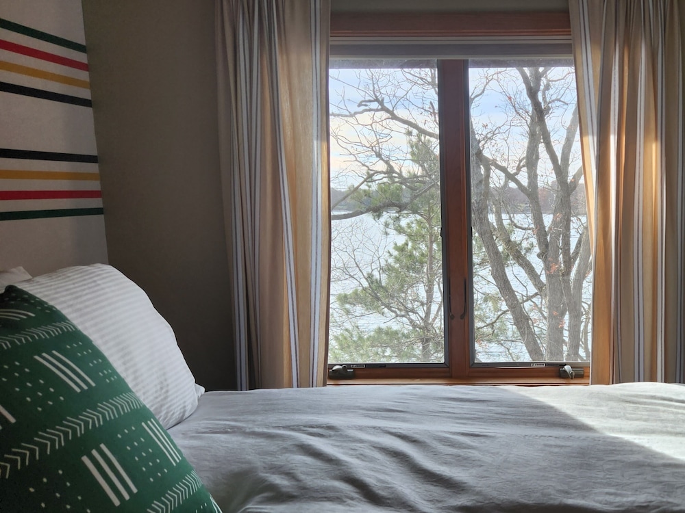 LakePlace Bed & Breakfast - photo 2