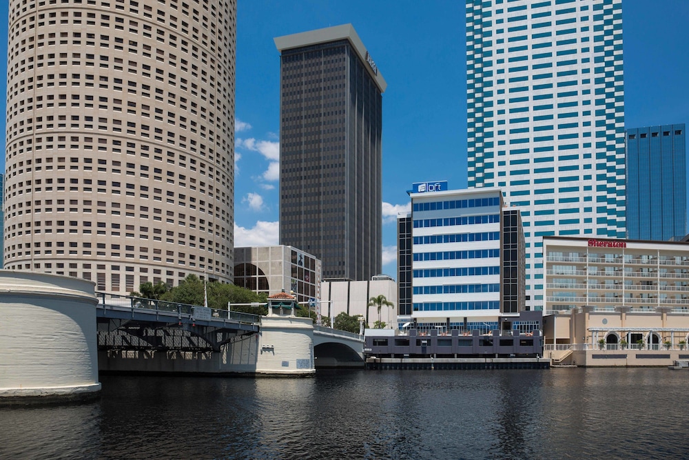 Aloft Tampa Downtown - photo 35