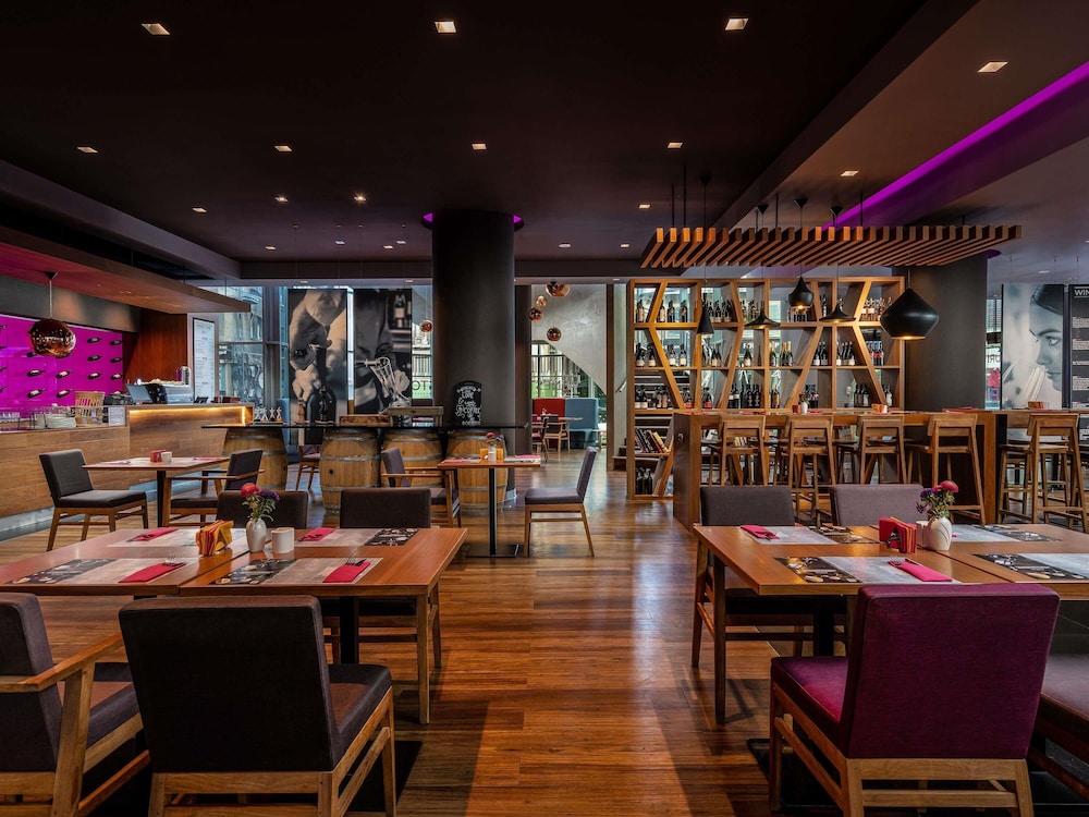 מזון ומשקאות