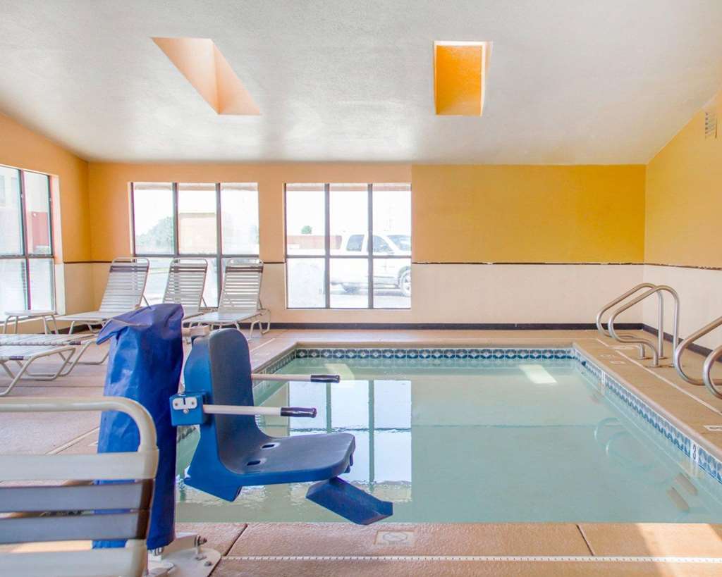 Quality Inn Broken Arrow Tulsa - photo 22