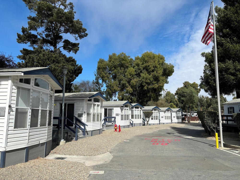 Avila Pismo RV Resort & Campground - photo 41