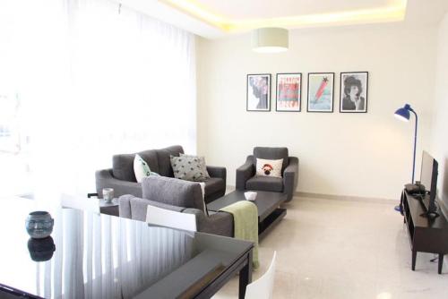 Modern 3BR Apt next to Hotel Dieu in Beirut, Lebanon